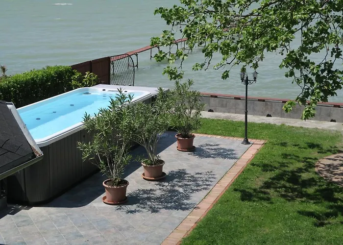 Granit Villa